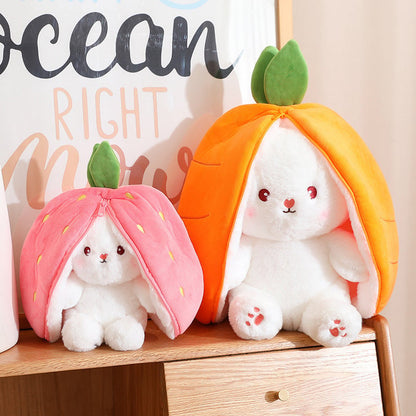 Strawberry Bunny verwandelt sich in ein kleines Kaninchen