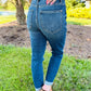 Bauchfreie Slim Fit Jeans mit Bündchen