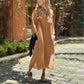 Langes Damen-Freizeitkleid mit V-Ausschnitt, Taschen und Schlitzsaum